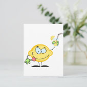 Lemon die een glas met limonade vasthoudt briefkaart (Staand voorkant)