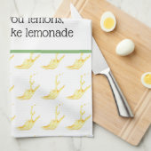 Lémonade Dans Une Serviette De Cuisine En Verre (Quart Plié)
