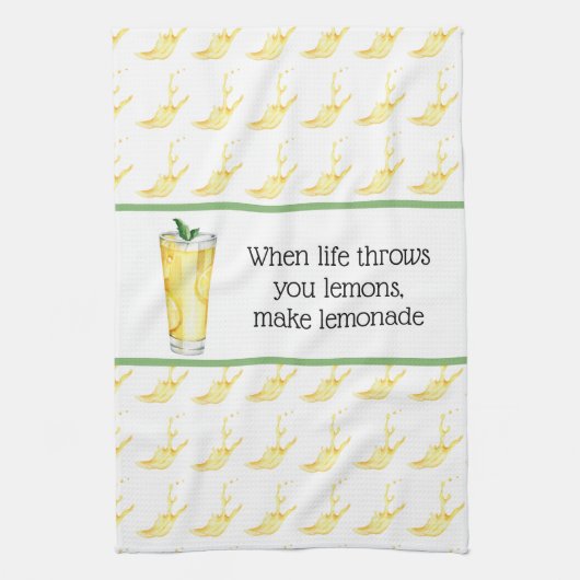 Lémonade Dans Une Serviette De Cuisine En Verre (Vertical)