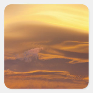 Lensvormige wolk bij zonsondergang vierkante sticker