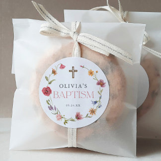 Lente bloemenmeisje doopfeest met wilde bloemen ronde sticker