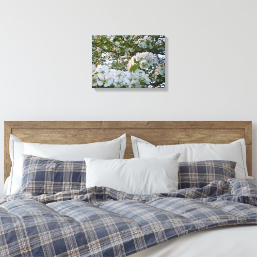 Lente in bloom Stretched Canvas Print (Insitu (Slaapkamer))
