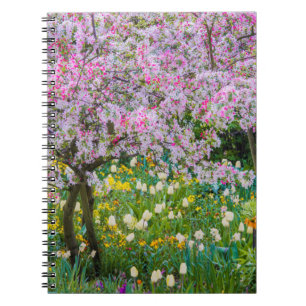 Lente in de tuin van Claude Monet Notitieboek