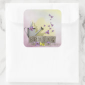 Lente - "Water Can & Signs of Spring" Vierkante Sticker (Tas)
