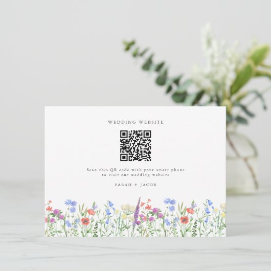 Lente Wildbloem QR Code Bruiloft Informatiekaartje (Staand voorkant)