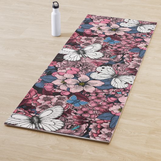 Lentuin Yogamat (In situ)