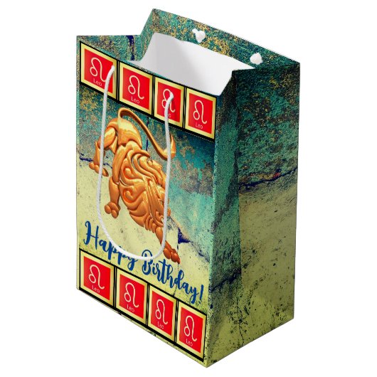 Leo - Happy Birthday Medium Gift Bag Medium Cadeauzakje (Voorkant Gekanteld)