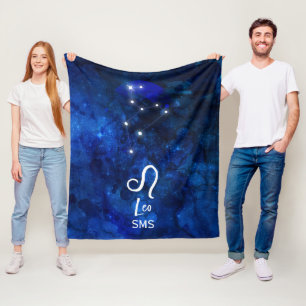 Leo Zodiac Constellation Dark Blue Galaxy Monogram Fleece Deken