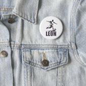 Leon Soccer Boys Personalized First Name Leon  Ronde Button 5,7 Cm (In situ)