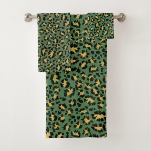 Leopard-afdruk op lui groen bad handdoek (Insitu)