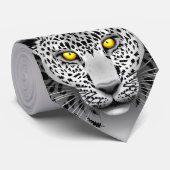 Léopard blanc avec la cravate jaune de yeux (Roulé)