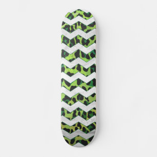 Leopard Chevron Black en Green Print Skateboard