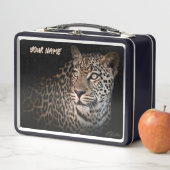 Leopard Gaze Lunch Box – Aangepaste Safari Gift (In situ)