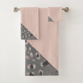 Leopard Geometric Glam #1 Bad Handdoek (Insitu)