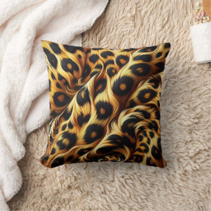 Leopard Glow: Omarm Exotisch Comfort Kussen