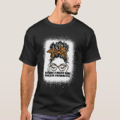 Leopard Messy Hair Bun met een vreemde nana bouwt T-shirt (Voorkant)