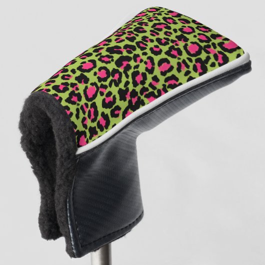Leopard Pattern in Raspberry op Lime Green Golfheadcover (3/4 voorkant)