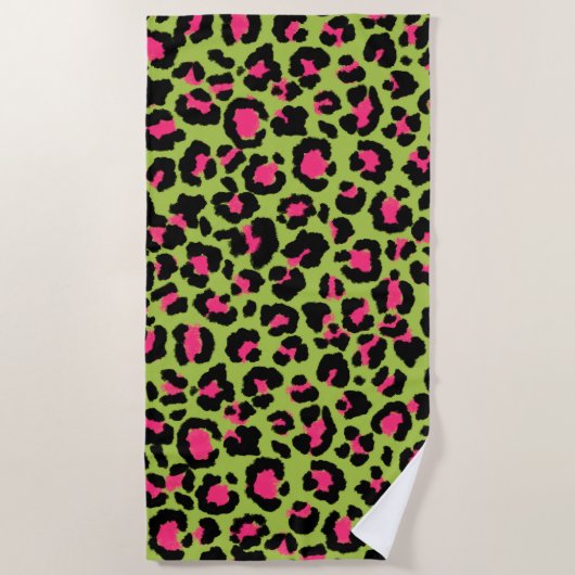 Leopard Pattern in Raspberry op Lime Green Strandlaken (Voorkant)