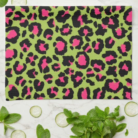 Leopard Pattern in Raspberry op Lime Green Theedoek (Gevouwen)