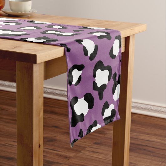 Leopard Pattern, Leopard Spots, Paarse Leopard Medium Tafelloper (Voorbeeld)