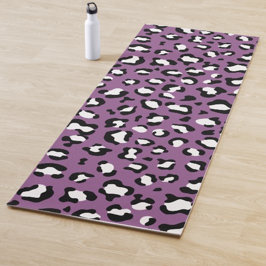 Leopard Pattern, Leopard Spots, Paarse Leopard Yogamat (In situ)