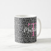Leopard personaliseer roze monogram en naam koffiemok (Voorkant rechts)