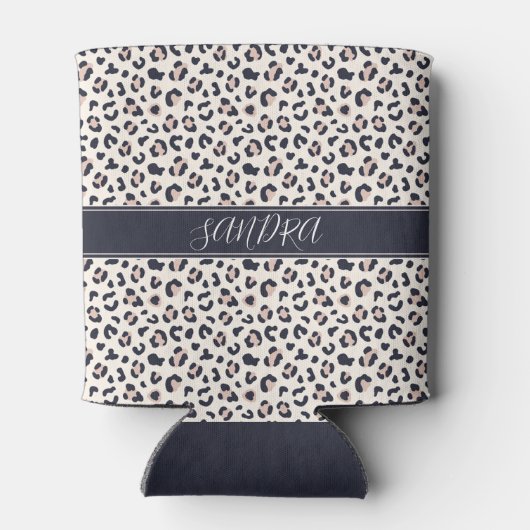 Leopard print roze aangepaste naam blikjeskoeler (Achterkant)