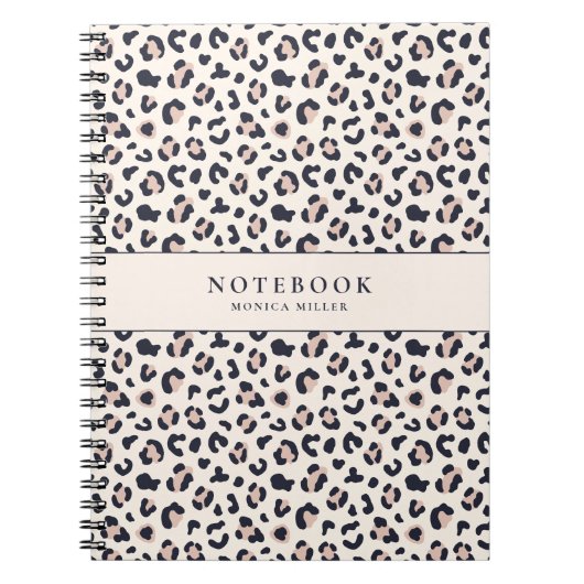 Leopard print roze aangepaste naam notitieboek (Voorkant)