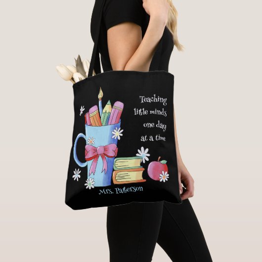 Leraar Zwarte Canvas tas met Quote en Naam (Dichtbij)