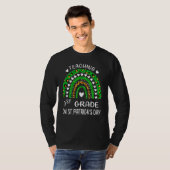 Leren 1e klas op St Patrick's Day Rainbow Tea T-shirt (Voorkant volledig)