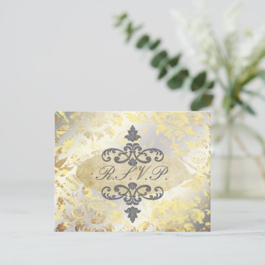 Les anciens RSVP Roses nécessitent des invitations (Debout devant)