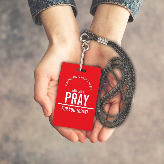 Les bénévoles de l'église de prière rouge badge