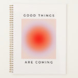 Les Bonnes Choses Vient Citation Inspirationnelle<br><div class="desc">Good Things Are Coming - citation motivationnelle inspirante - gradient d'aura orange.</div>