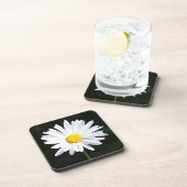 Les dessous de verre blancs lumineux de marguerite (Côté Droit)