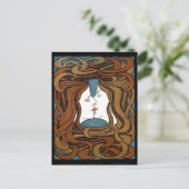 Les femmes partagent une carte postale Kiss (Debout devant)