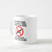 Les femmes règnent sur le monde Mug drôle (Devant gauche)