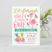 Les filles, une première invitation flambante (Debout devant)