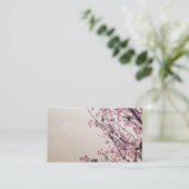 Les fleurs de cerisier fleurissent des cartes de (Debout devant)