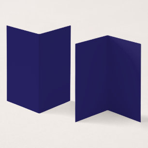 Les formes abstraites bleues et violettes se fonde