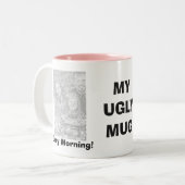 Les frères ajoutent la tasse laide de photo (Devant gauche)