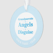 Les grands-parents sont des anges dans le (devant)