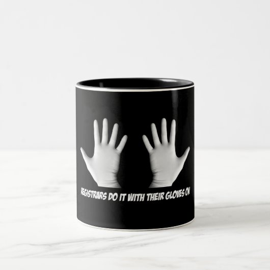 Les Greffiers Le Font Avec Leurs Gants - Mug (Centre)