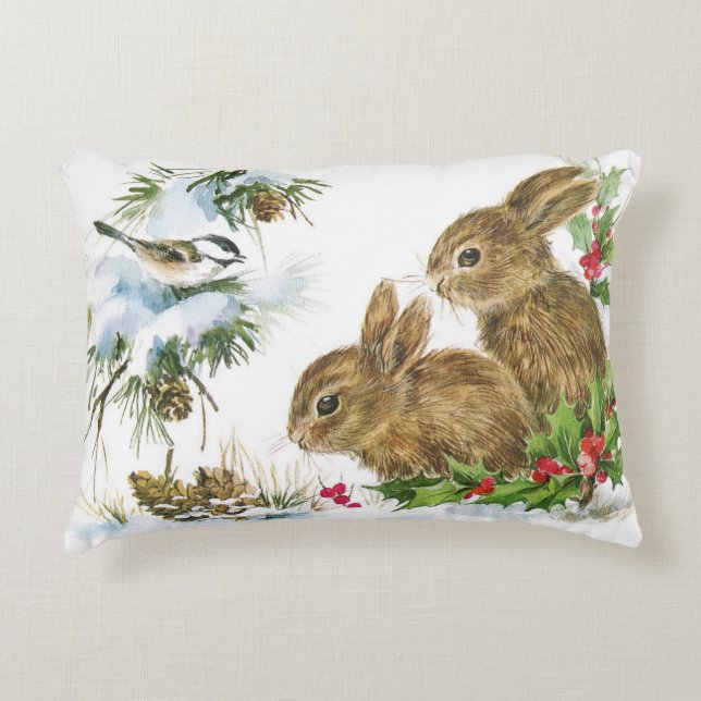 Les lapins et l'oiseau apprécient le coussin de (Devant)