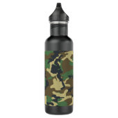 Les militaires camouflent la bouteille (Droite)