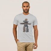 Les Pierres Haïdas Inukshuk Des T-Shirt Amérindien (Devant entier)