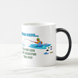 Les poissons drôles d'humour de pêche de tasse de