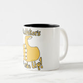 Les pouces de l'auto-stoppeur lèvent la tasse (Devant droit)