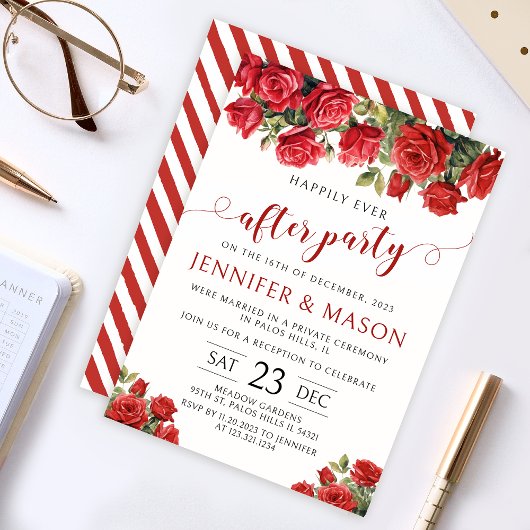 Les roses rouges heureux après le faire-part de ma