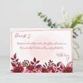 Les roses sont la carte rouge Saint Valentin (Debout devant)