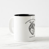 Les soins infirmiers sont une oeuvre de la Mug Caf (Devant gauche)